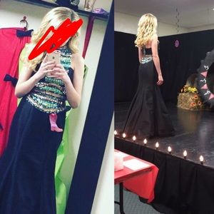 Gorgeous Rachel Allan prom or pageant dress.